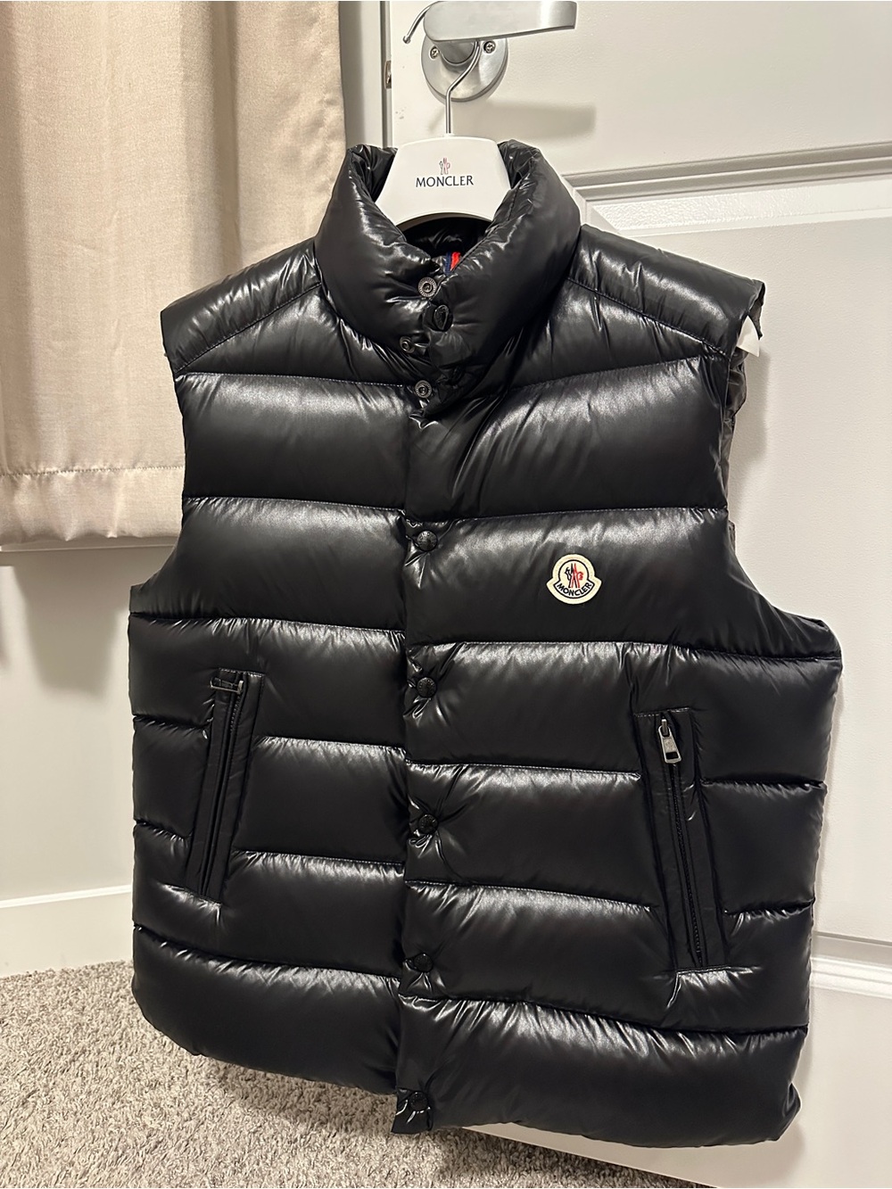 Brand New W/O tag Moncler TIBB Vest Black size 3 ( fits L)